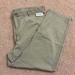 Old Navy Men's Slim Build-in Flex Khaki pants Size 44x30 Green Casual Chinos